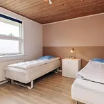 9 Person In Hébergement de vacances Skagen
