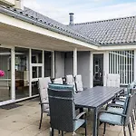 9 Person In Hébergement de vacances *