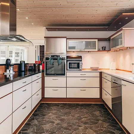 9 Person In Semesterbostad