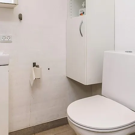 Дом отдыха 9 Person In *